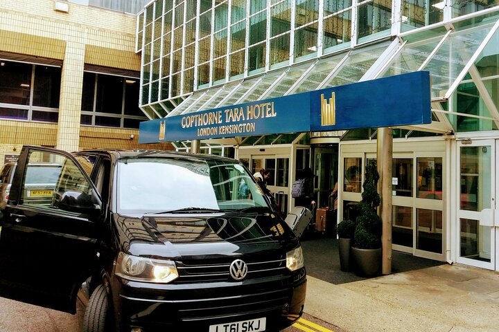 Heathrow transfer from London hotel (Extra Luggage) - Photo 1 of 8